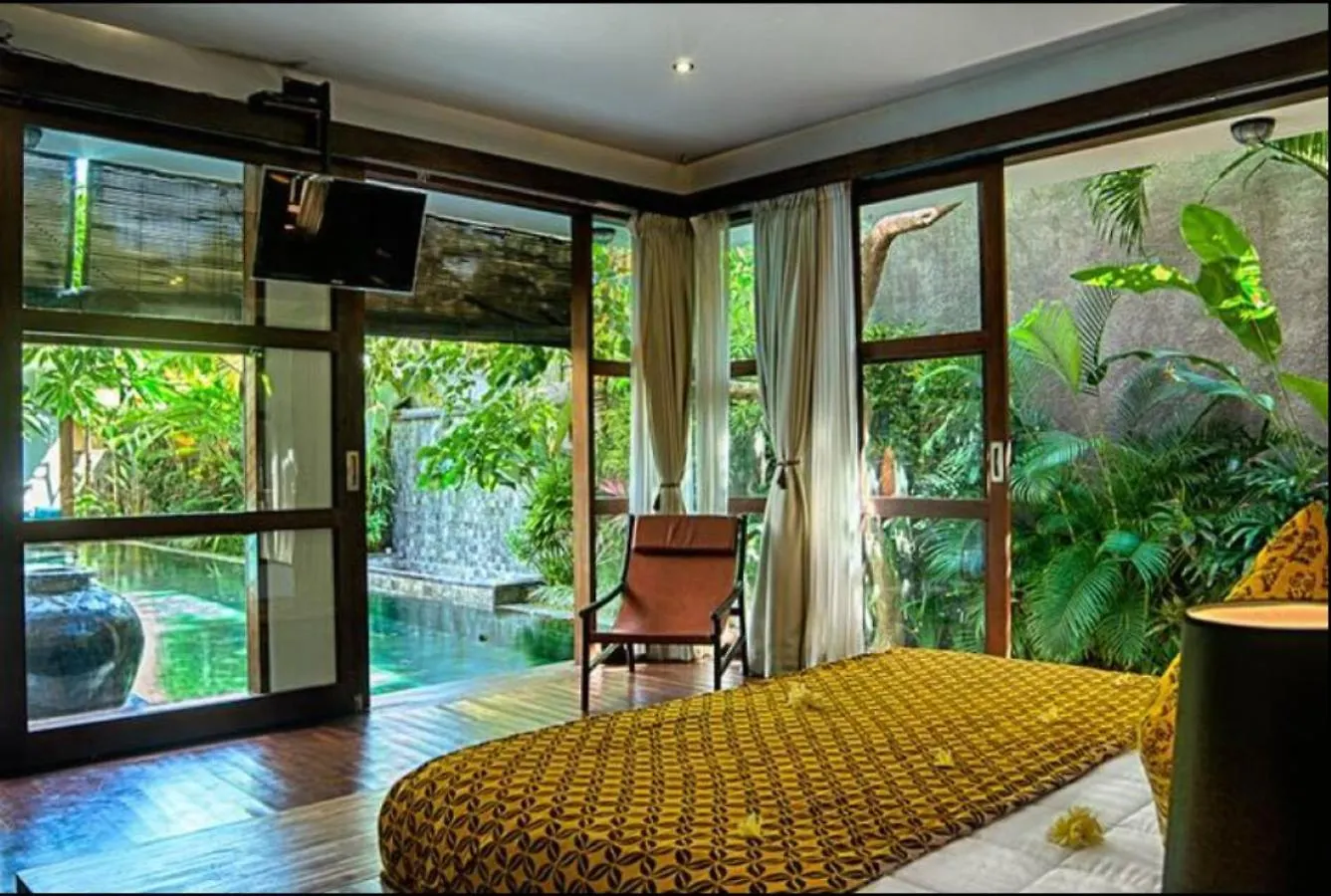 Villa Amira Legian