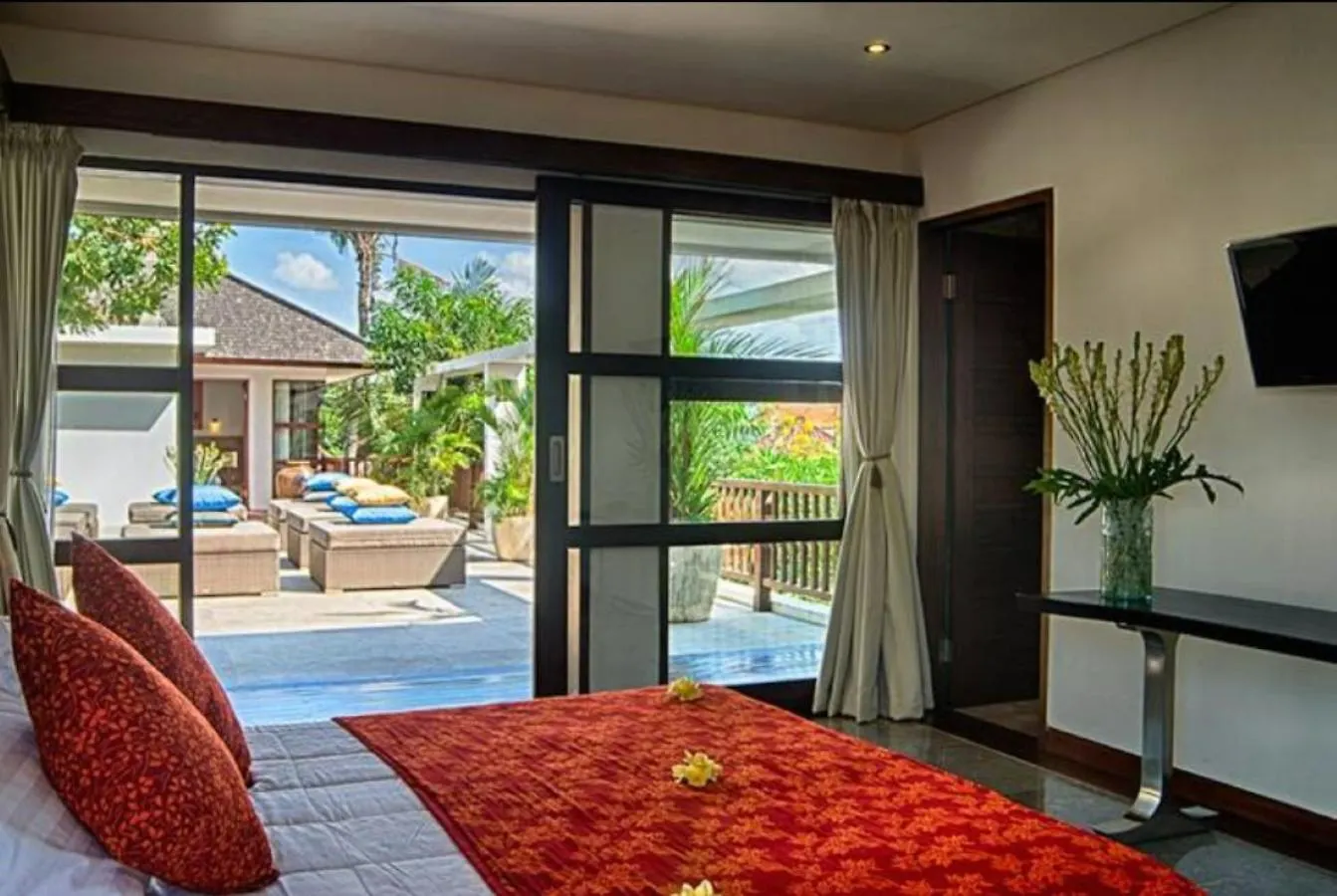 Villa Amira Legian