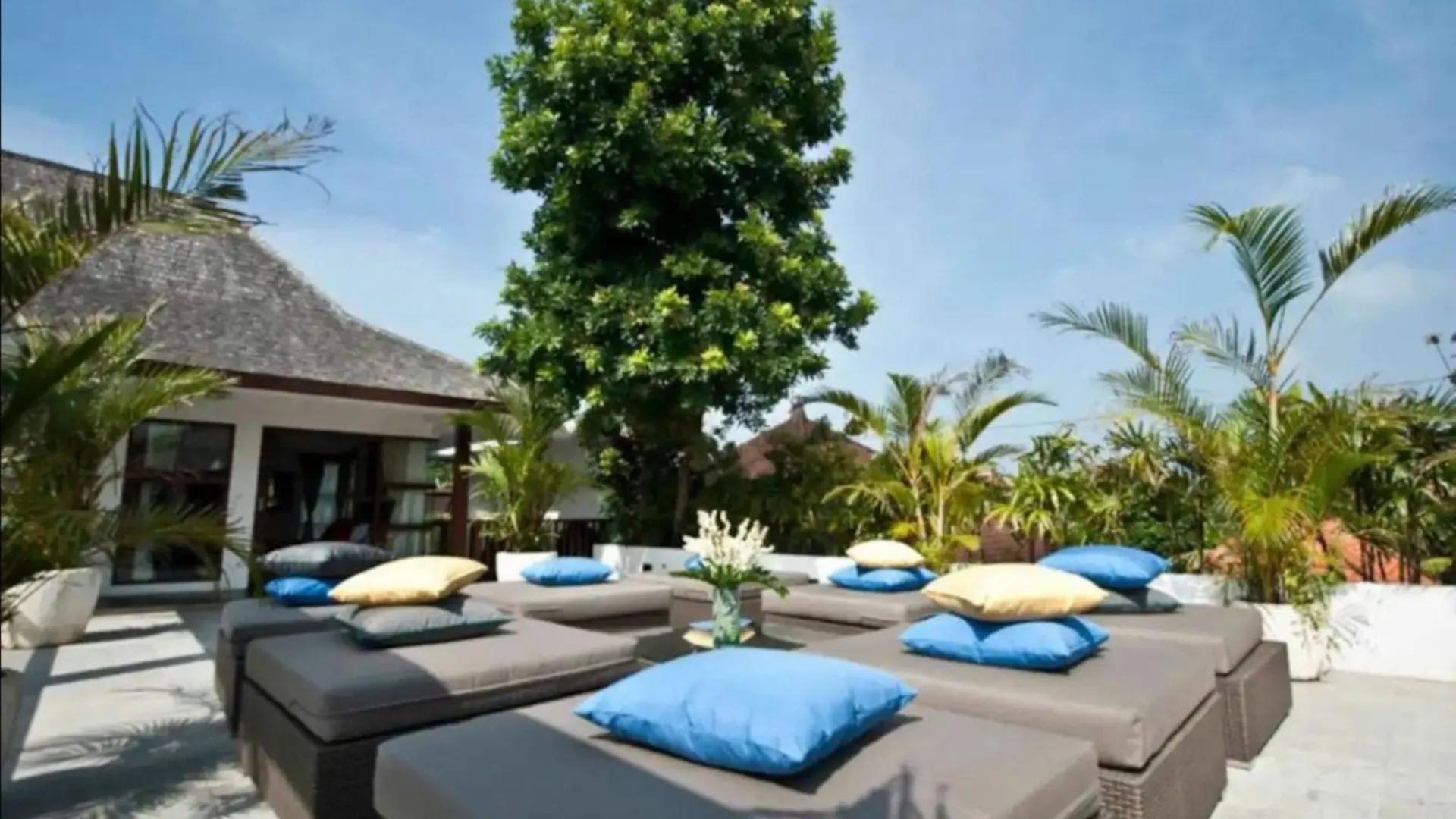 Villa Amira Legian Indonesia